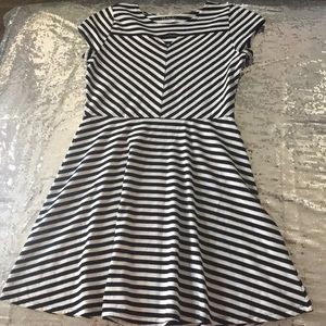 Black and white stripe dress for girls